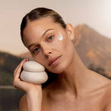 RAESO Cocoon Ceramide Cream Lifestyle
