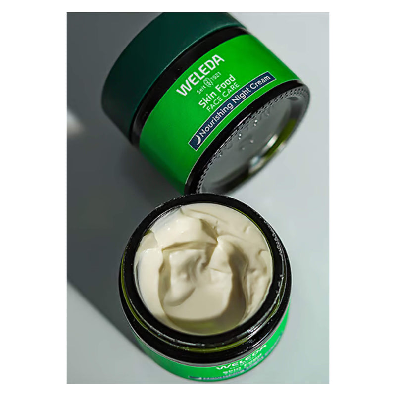 Jar & OpenJar of Weleda SkinFood NourishingNightCream